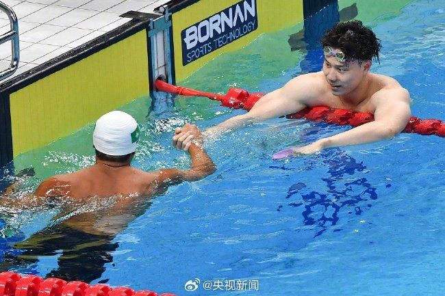 最近几个月，米兰和亚特兰大也对布罗亚表示过兴趣，但是同样无法满足切尔西方面的要价。